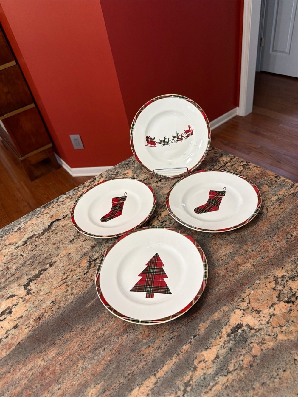 4 New Vintage 555 Fifth Wexford Red 8 1/2” Salad Dessert Plates Never used